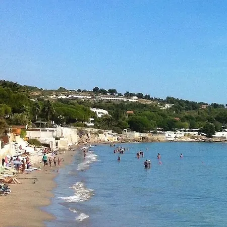 Location T2 Vue Magnifique Sur La Baie De *
